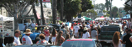 Wide shot of 2nd Street.