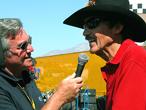 Jim Mueller & Richard Petty.